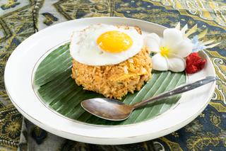 Przepis Małgorzaty Raduchy na nasi goreng, czyli kuchnia indonezyjska w „Lecie z radiem”