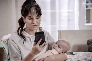 Pierwsza miłość, odcinek 4161: Zniknięcie dziecka i odurzona matka. Janek odkryje przerażającą prawdę