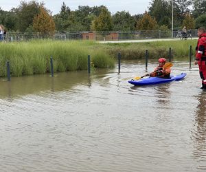 Wrocław - woda przy osiedlu na Stabłowicach 