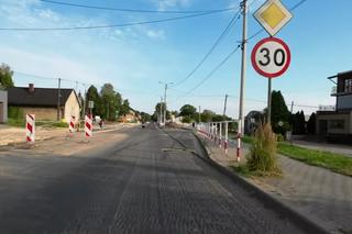 Co pier****?! Wyp***! Rowerzysta i kierowca obrzucili się wyzwiskami