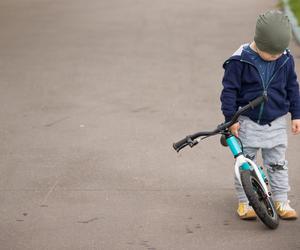 Chciał tylko pojeździć rowerem, ale się zgubił. Policja ma ważny apel do rodziców 