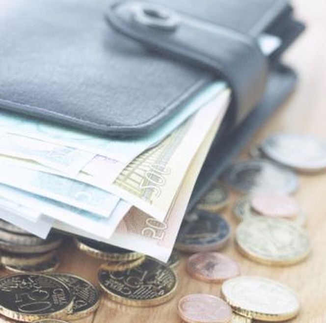 Koszt budowy domu. Jakie ceny podają geodeci, kierownicy budowy i inni wykonawcy?