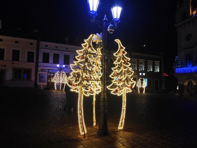 Rzeszów pięknie przybrany na Święta Bożego Narodzenia  [ZDJĘCIA]