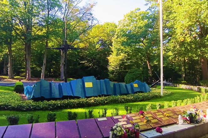 Pomnik "Tym, którzy nie powrócili z morza" po renowacji