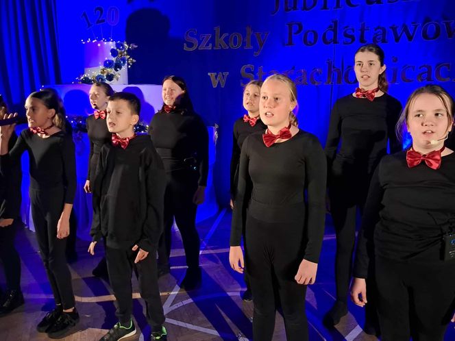 Szkoła Podstawowa nr 1 w Starachowicach ma już 120 lat. Zobaczcie zdjęcia z uroczystości