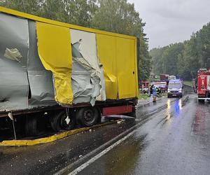 Wypadek w pobliżu Konotopu  - autobus z tirem 