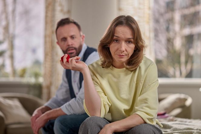 Na Wspólnej odc. 4066. Jakub Wójcicki (Przemysław Cypryański), Iga Przybysz (Lidia Sadowa)