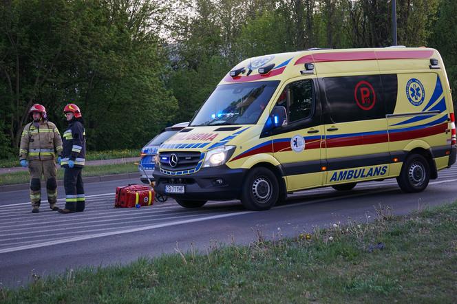 Potrącenie na pasach w Bydgoszczy! Dwie osoby poważnie ranne [ZDJĘCIA]