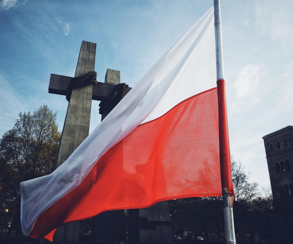 W sobotę żałoba narodowa. Czy siłownie i baseny będą otwarte?