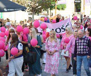 W centrum Lublina królował róż! Przez miasto przeszedł Marsz Różowej Wstążki