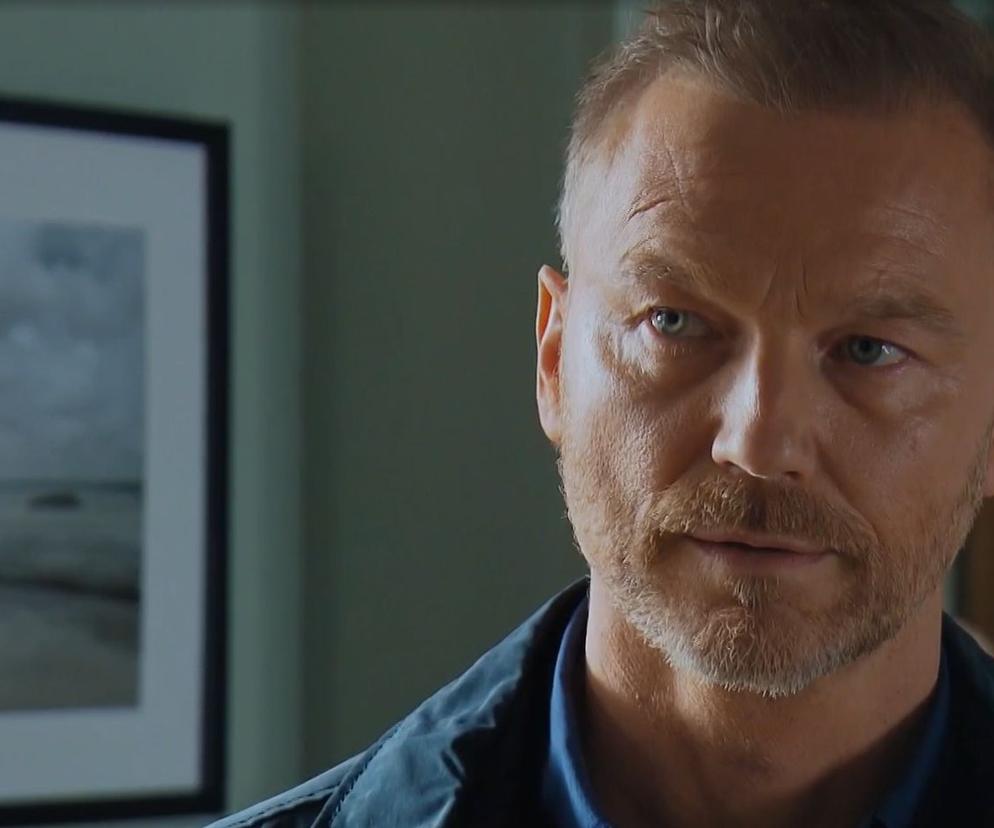 M jak miłość, odcinek 1681: Andrzej Budzyński (Krystian Wieczorek)	