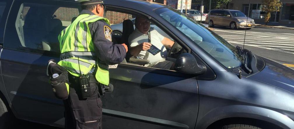 Chce, by policja odpuściła piratom