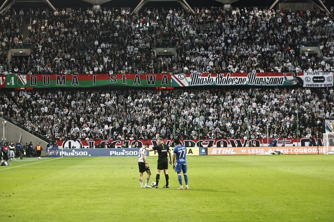 Legia Warszawa - Lech Poznań: Zdjęcia kibiców z klasyku i 13. kolejki PKO BP Ekstraklasy