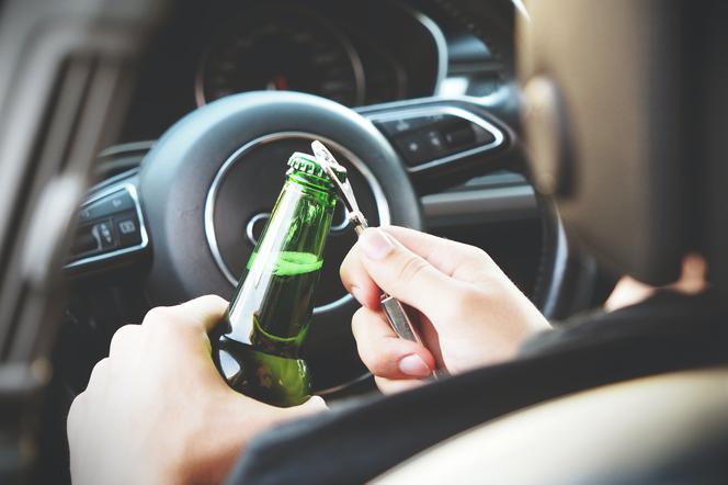 Staszów: Przedstawiciel handlowy pijany w pracy! Z prawie 3 promilami za kierownicą!