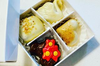 Takich pralinek jak w Bą Bą nie ma nigdzie indziej w Polsce. Robią je belgijscy czekoladnicy z dziada pradziada