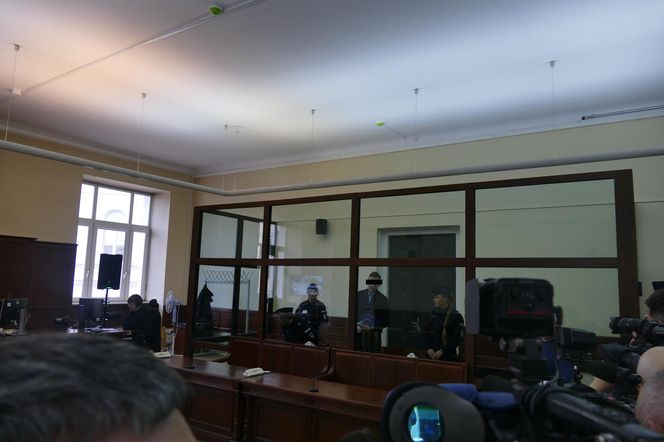 Piotrków Tryb. Druga rozprawa w procesie Sebastiana M. Kierowcy BMW odczytano akt oskarżenia [ZDJĘCIA].