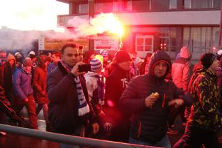 Przemarsz kibiców Wisły Płock na Inea Stadion w Poznaniu