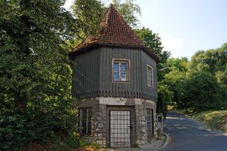 Oto dom Hagrida: baszta w Przegorzałach