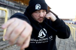 Adam Kownacki na stadionie Strahov w Pradze