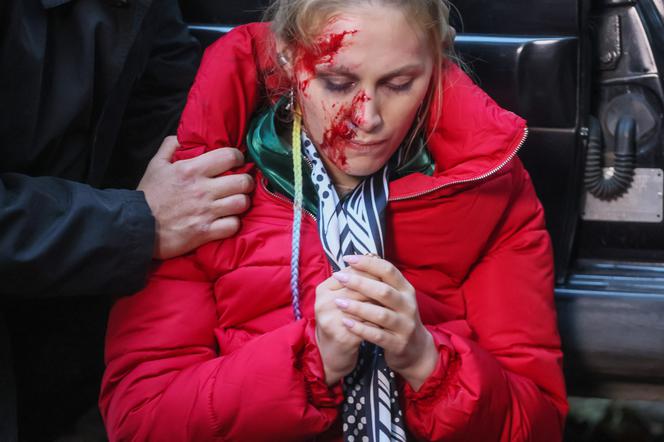 Na Wspólnej, odcinek 3389: Daria (Patrycja Topajew), Sławek Dziedzic (Mariusz Słupiński)