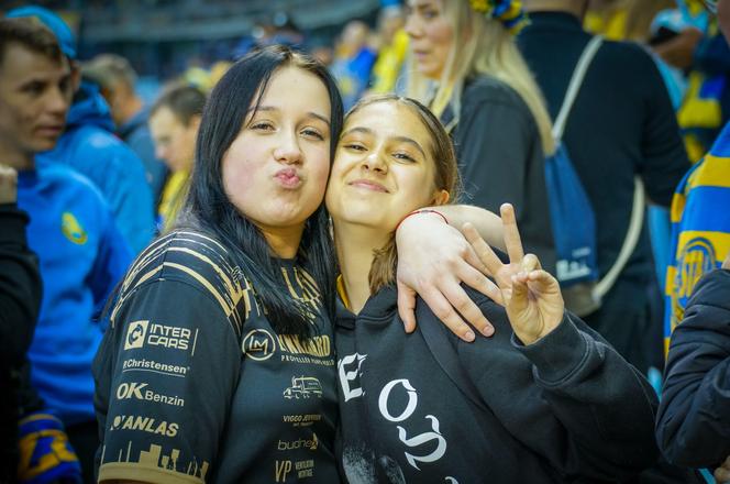 Stal Gorzów - GKM Grudziądz. Kibice przez ponad 5 godzin byli uwięzieni na stadionie, a mecz się nie odbył!