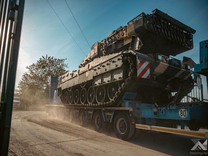 Leopard 2A7HU