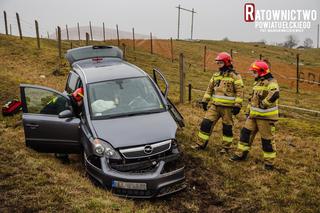 Wypadek na DK 16. W miejscowości Buniaki zderzyły się dwa samochody osobowe