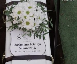 Pierwsza miłość odc. 4045. Pogrzeb córki Kingi i Janka