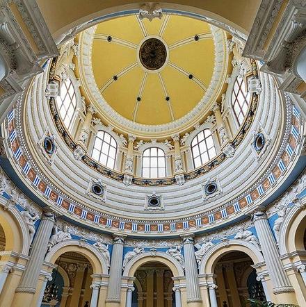 Romantyczny weekend - gdzie jechać i co odwiedzić? Pomysły na wyjazd we dwoje