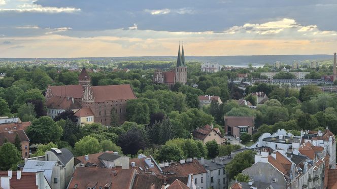 Olsztyn z lotu ptaka. Tak wygląda miasto z wieży ratuszowej