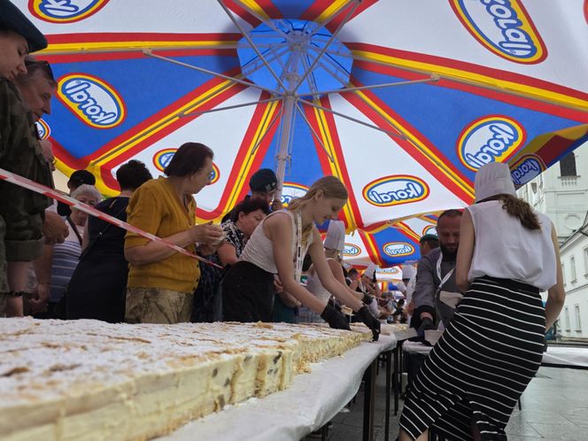 Rzeszów Najdłuższa Kremówka w Polsce