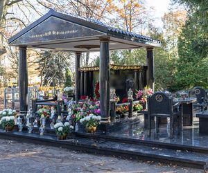 Tego grobu nikt się nie spodziewał! Zadaszenie, stół i krzesła na cmentarzu w Poznaniu