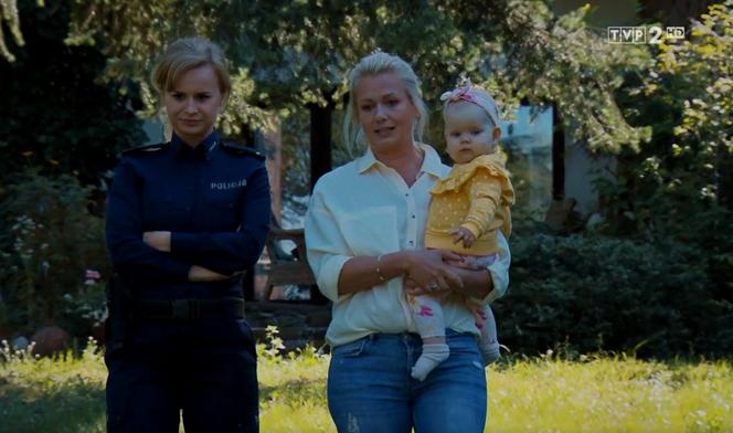 M jak miłość odc. 1543. Marzenka (Olga Szomańska), Kalinka (Ewa Kapturska), Sonia (Barbara Wypych)