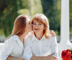 Piękne życzenia na Dzień Matki dla teściowej. Żłóż 26 maja oryginalne życzenia