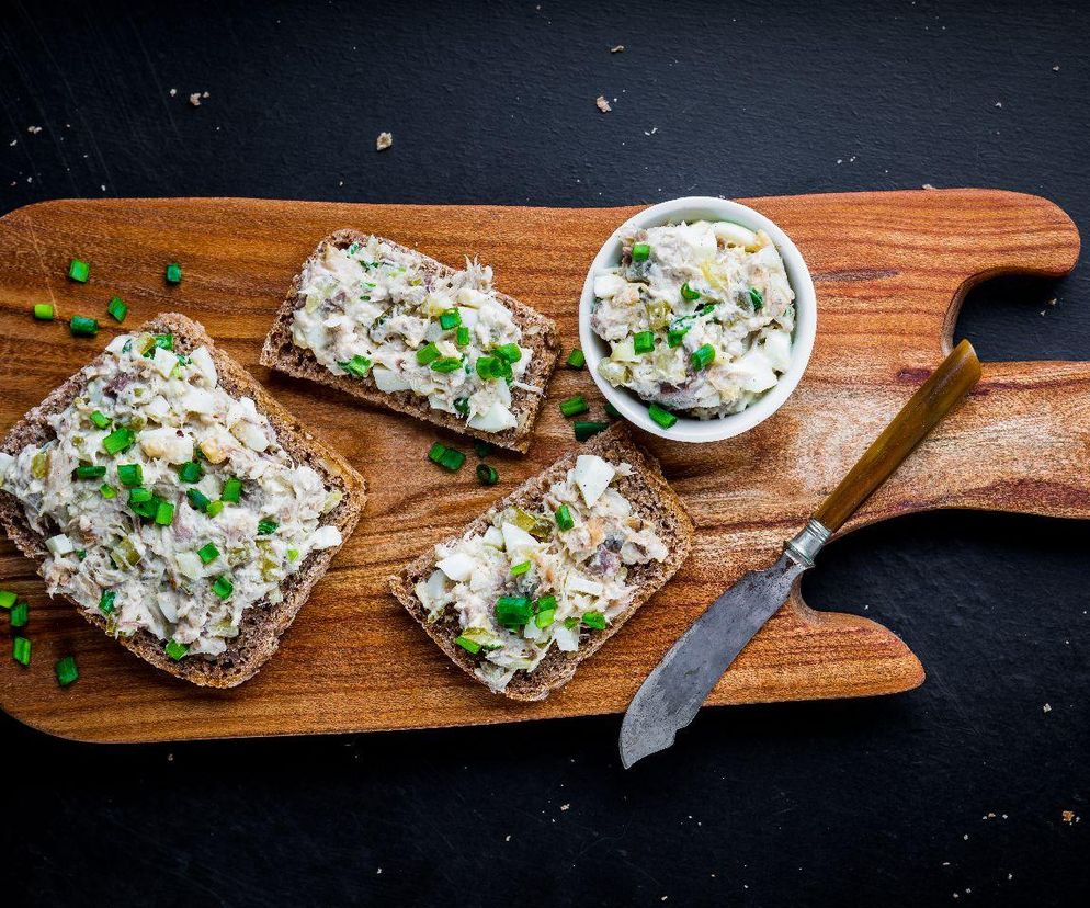 Pasta z wędzonej  makreli - zdrowy i smakowity dodatek do pieczywa