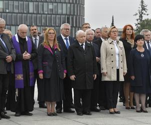 W miesięcznicę wszyscy z prezesem