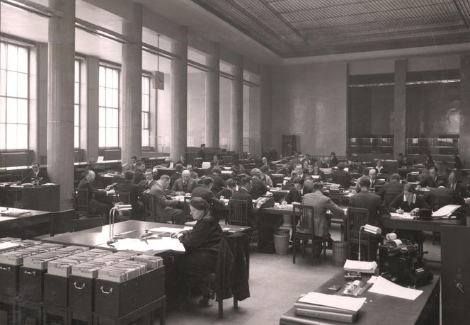 Przedwojenne wnętrza gmachu BGK w Warszawie