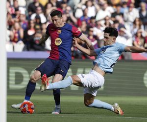 Robert Lewandowski wygina śmiało ciało i pręży muskuły. Aktywny urlop gwiazdora Barcelony