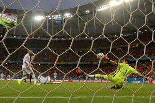 Arjen Robben gol, Iker Casillas, Holandia - Hiszpania