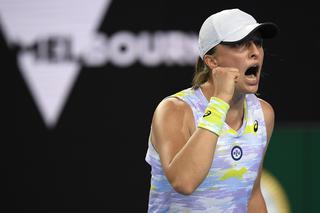 Iga Świątek w ćwierćfinale Australian Open! Awansowała i popłakała się po strasznej wojnie