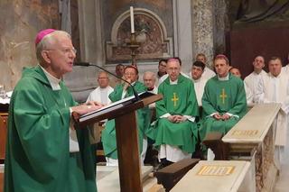 Abp Marek Jędraszewski o św. Janie Pawła II: Był jak słońce, które ze swoim światłem docierało na wszystkie kontynenty świata