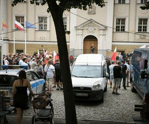 Manifestacja pod hasłem Sto nielegalnej imigracji w Lesznie