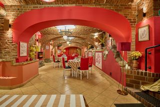 Kuchenne Rewolucje: Turek - Piwnica Smaku zmieniła się w Hot Loch Restauracja