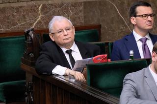 Porażające ustalenia, Jarosław Kaczyński okropnie się pomylił. Błąd będzie kosztował 8 miliardów zł
