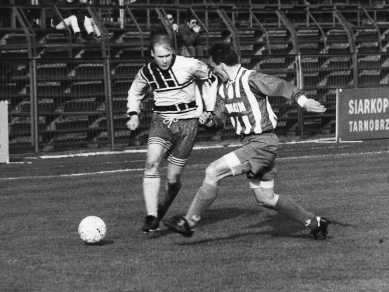 Znany piłkarz ze Świętokrzyskiego potrzebuje pomocy. Głowa boli tak, że aż krzyczy