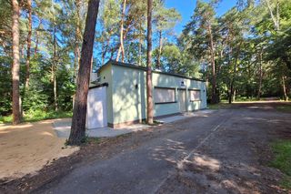 Nowa kawiarnia przy malowniczym jeziorze otwarta