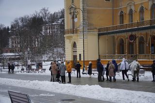 Przybywa turystów, ubywa mieszkańców. Nietypowy problem małopolskiego miasta