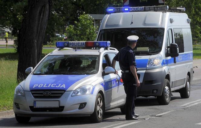 W całej Polsce już zaczęło się polowanie na kolejne prawa jazdy kierowców.