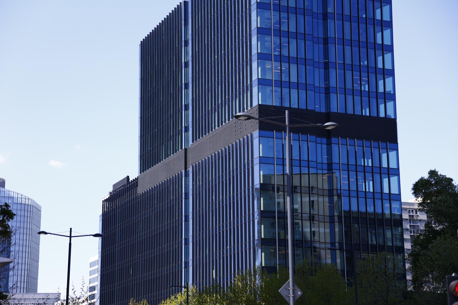 Skysawa, Warszawa, ul. Świętokrzyska 36