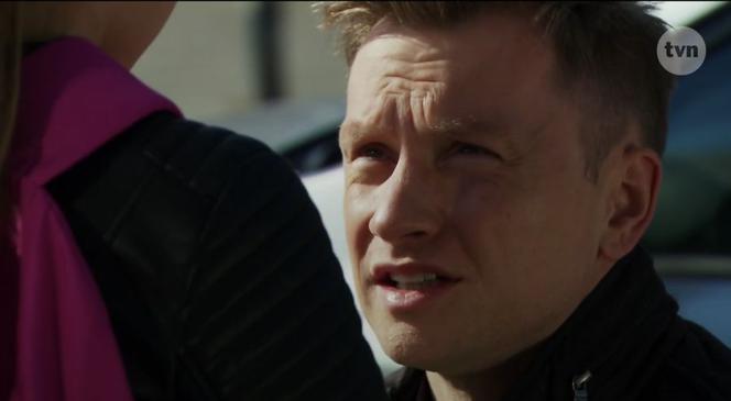 Na Wspólnej, odc. 2911. Igor (Jakub Wesołowski), Julka (Maja Oświecińska)